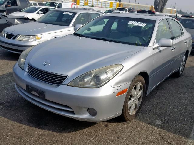 JTHBA30GX55092375 - 2005 LEXUS ES 330 SILVER photo 2