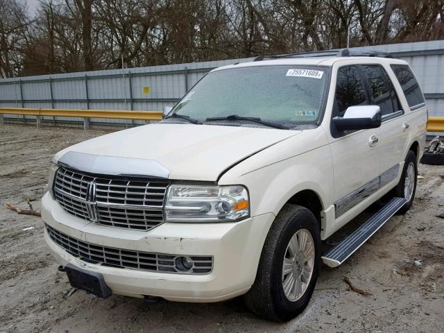 5LMFU28547LJ15342 - 2007 LINCOLN NAVIGATOR 白色 照片 2