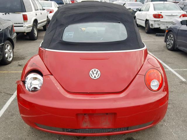 3VWSF31Y06M304686 - 2006 VOLKSWAGEN NEW BEETLE Rot Foto 10