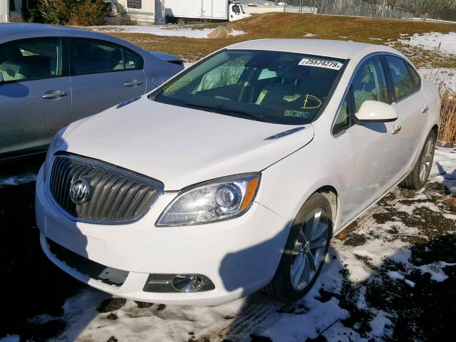 1G4PS5SK7F4148955 - 2015 BUICK VERANO WHITE photo 2