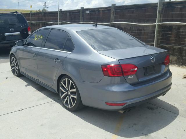 3VW467AJ5CM391743 - 2012 VOLKSWAGEN JETTA GLI GRAY photo 3