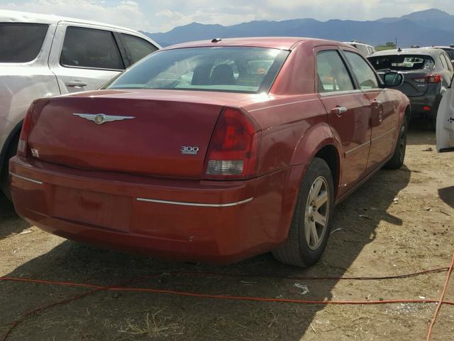 2C3KA53G47H768313 - 2007 CHRYSLER 300 TOURIN RED photo 4