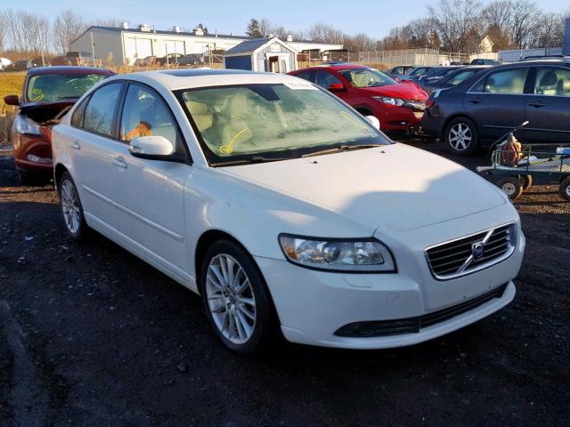 YV1MS390792460882 - 2009 VOLVO S40 2.4I WHITE photo 1