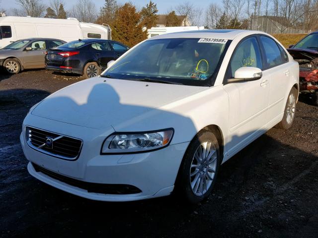 YV1MS390792460882 - 2009 VOLVO S40 2.4I WHITE photo 2