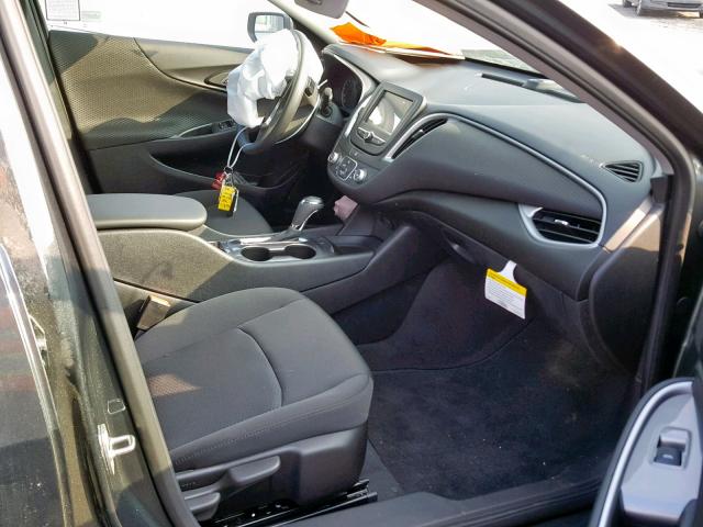 1G1ZB5ST4JF178846 - 2018 CHEVROLET MALIBU LS ნაცრისფერი ფოტო 5