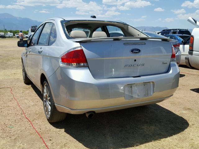 1FAHP36N49W193322 - 2009 FORD FOCUS SES SILVER photo 3