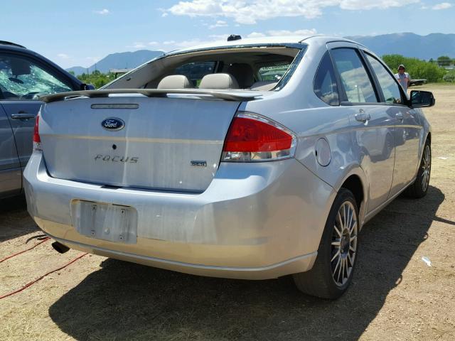 1FAHP36N49W193322 - 2009 FORD FOCUS SES SILVER photo 4