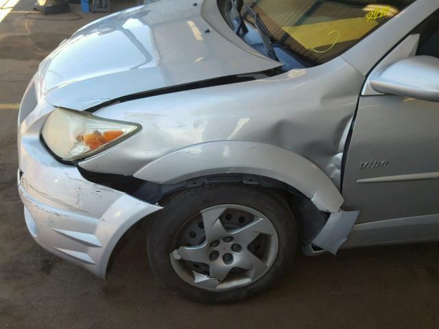 5Y2SM63865Z418728 - 2005 PONTIAC VIBE SILVER photo 9