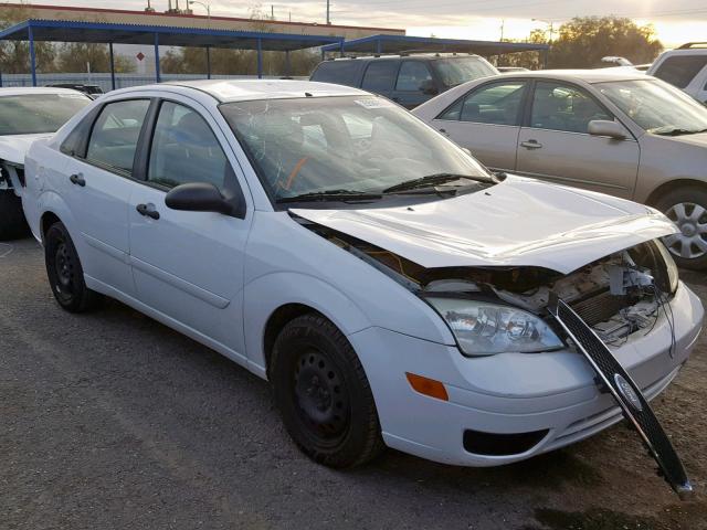 1FAFP34N06W155916 - 2006 FORD FOCUS ZX4 WHITE photo 1