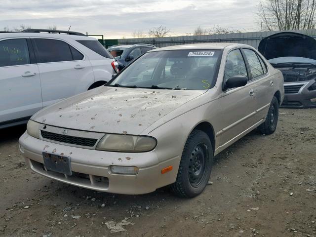 1N4BU31D0RC141409 - 1994 NISSAN ALTIMA XE TAN photo 2