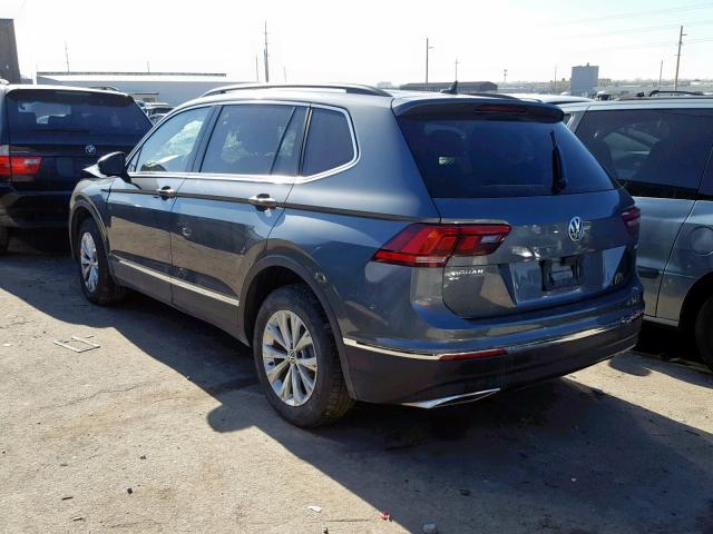 3VV3B7AX0JM110574 - 2018 VOLKSWAGEN TIGUAN SE GRAY photo 3