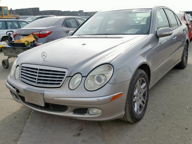 WDBUF65JX3A187300 - 2003 MERCEDES-BENZ E 320 SILVER photo 2