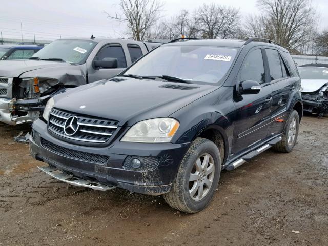 4JGBB22E97A210409 - 2007 MERCEDES-BENZ ML 320 CDI BLACK photo 2