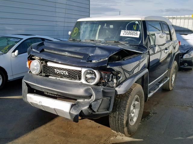 JTEBU11F69K069360 - 2009 TOYOTA FJ CRUISER BLACK photo 2