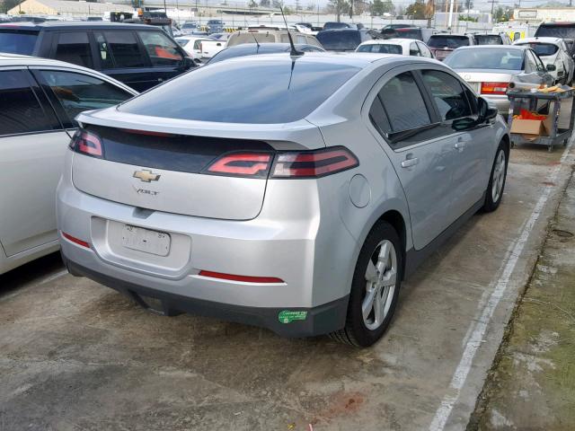 1G1RE6E45EU165221 - 2014 CHEVROLET VOLT WHITE photo 4