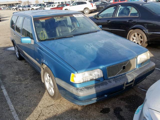 YV1LW551XT2183145 - 1996 VOLVO 850 BASE BLUE photo 1