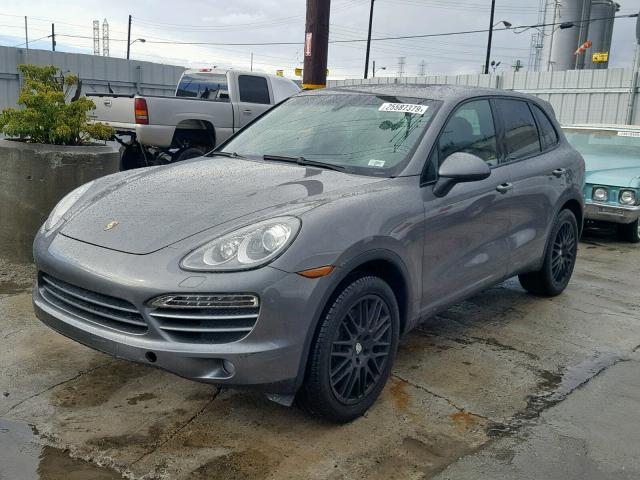 WP1AA2A23ELA04819 - 2014 PORSCHE CAYENNE GRAY photo 2