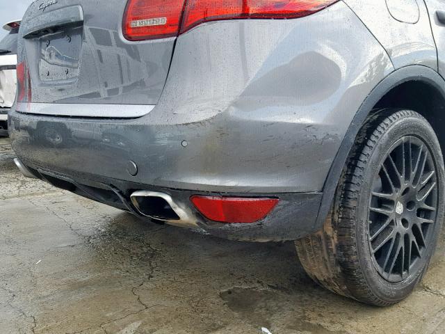 WP1AA2A23ELA04819 - 2014 PORSCHE CAYENNE GRAY photo 9