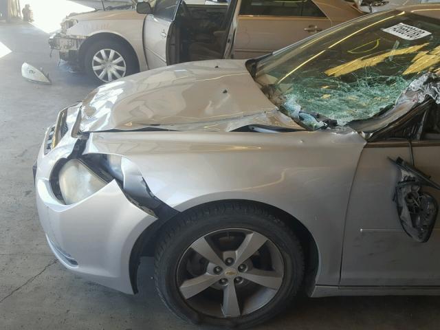 1G1ZC5E1XBF295954 - 2011 CHEVROLET MALIBU 1LT 银色 照片 9