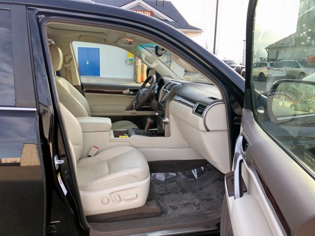 JTJBM7FXXB5034024 - 2011 LEXUS GX BASE BEIGE photo 5