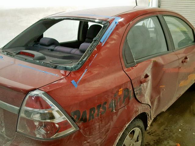 KL1TD56E09B642745 - 2009 CHEVROLET AVEO LS RED photo 9