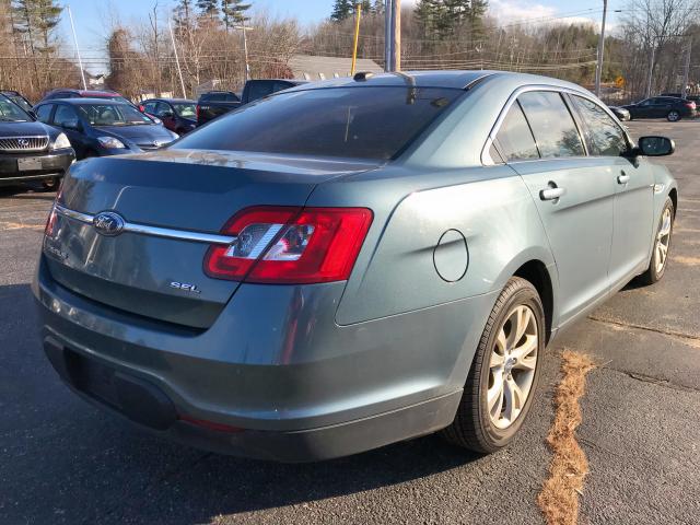 1FAHP2EW7AG101364 - 2010 FORD TAURUS SEL BLUE photo 4