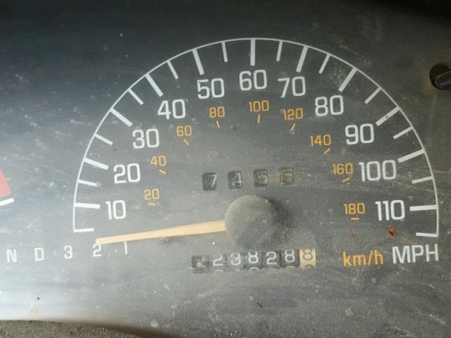 1G2WR121X2F205907 - 2002 PONTIAC GRAND PRIX BLUE photo 8