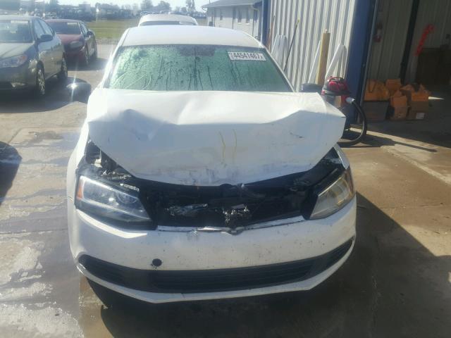 3VW2K7AJ3BM062248 - 2011 VOLKSWAGEN JETTA BASE WHITE photo 9