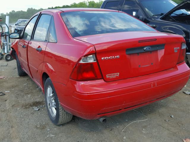 1FAFP34N36W228907 - 2006 FORD FOCUS ZX4 RED photo 3