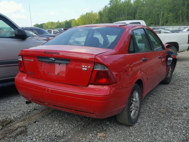 1FAFP34N36W228907 - 2006 FORD FOCUS ZX4 RED photo 4