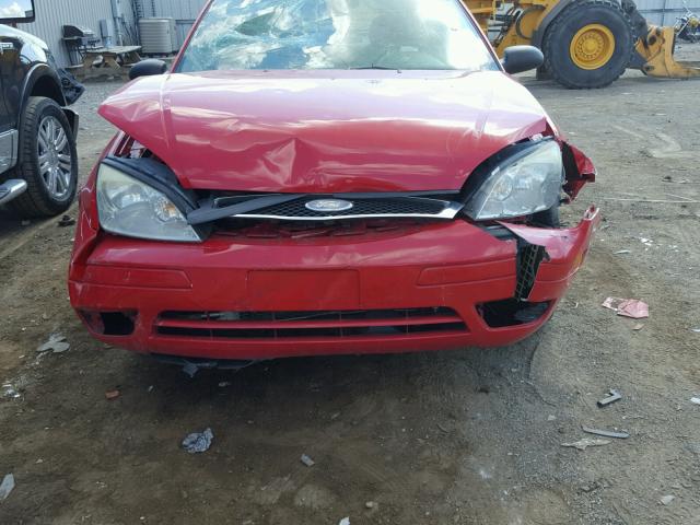 1FAFP34N36W228907 - 2006 FORD FOCUS ZX4 RED photo 9