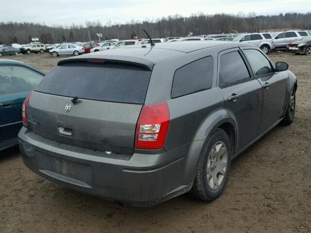 2D4FV47T58H144057 - 2008 DODGE MAGNUM GRAY photo 4