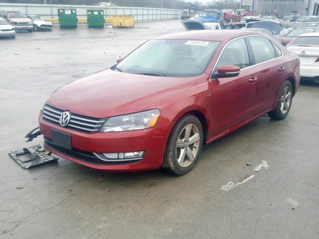 1VWAT7A33FC119940 - 2015 VOLKSWAGEN PASSAT S RED photo 2