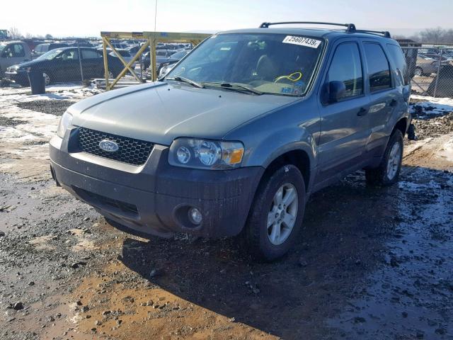 1FMCU93186KB46004 - 2006 FORD ESCAPE XLT GRAY photo 2