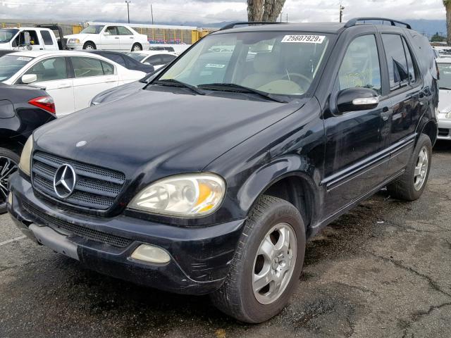 4JGAB57E05A542791 - 2005 MERCEDES-BENZ ML 350 BLACK photo 2