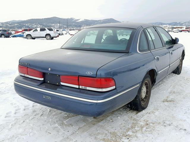 2FALP74W8VX105934 - 1997 FORD CROWN VICT BLUE photo 4