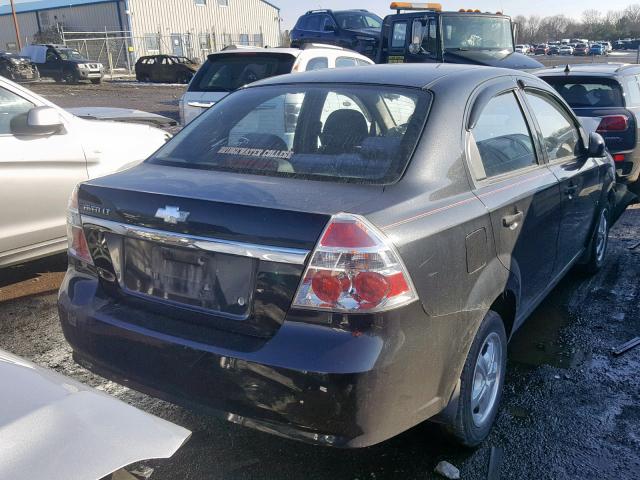 KL1TD56EX9B614306 - 2009 CHEVROLET AVEO LS BLACK photo 4