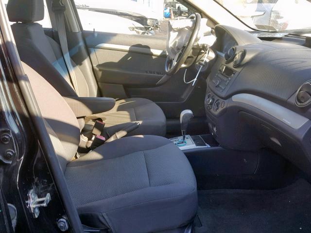 KL1TD56EX9B614306 - 2009 CHEVROLET AVEO LS BLACK photo 5