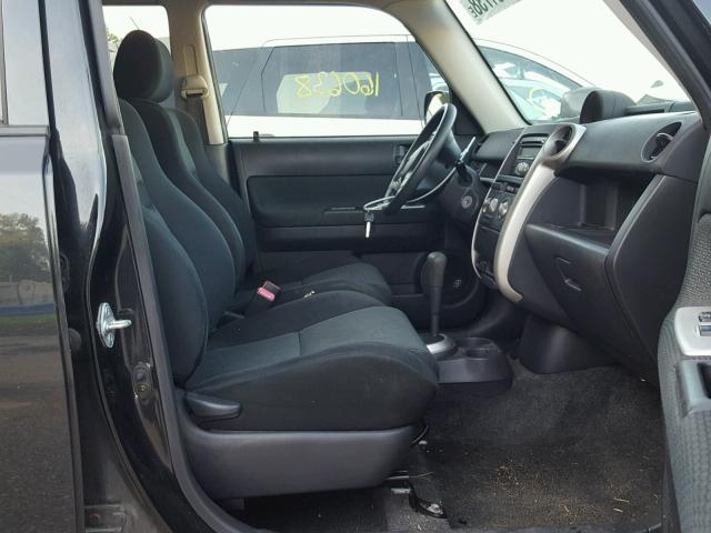 JTLKT324264097970 - 2006 TOYOTA SCION XB 黑色 照片 5