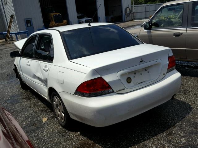 JA3AJ26E34U064563 - 2004 MITSUBISHI LANCER ES WHITE photo 3