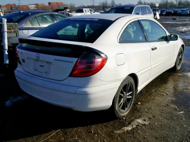 WDBRN40J63A444036 - 2003 MERCEDES-BENZ C 230K SPO WHITE photo 4