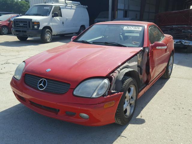 WDBKK65F24F302104 - 2004 MERCEDES-BENZ SLK 320 RED photo 2