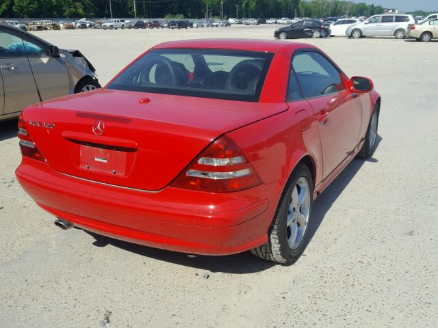 WDBKK65F24F302104 - 2004 MERCEDES-BENZ SLK 320 RED photo 4