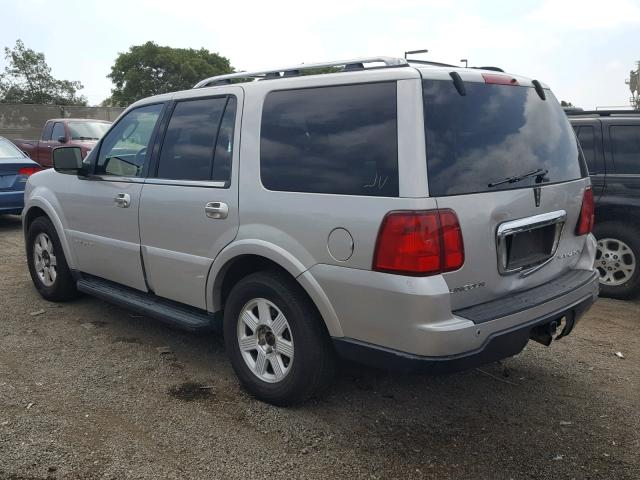 5LMFU28576LJ20761 - 2006 LINCOLN NAVIGATOR 银色 照片 3