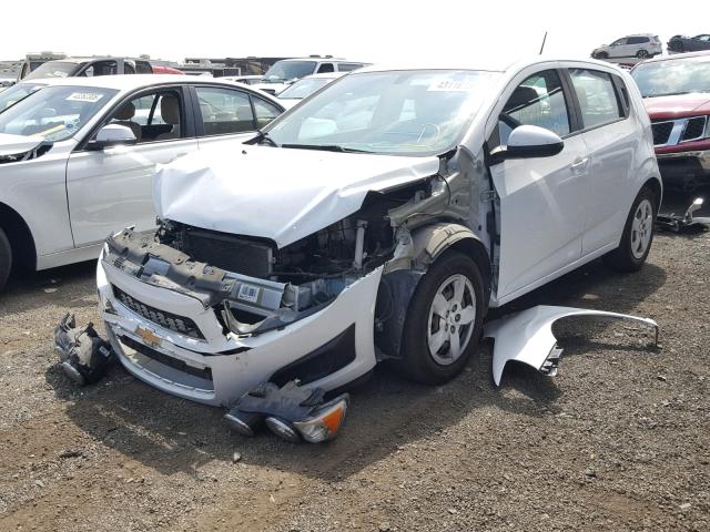1G1JA6SG1F4125887 - 2015 CHEVROLET SONIC LS 白色 照片 2