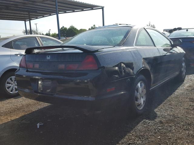 1HGCG3255YA030900 - 2000 HONDA ACCORD EX BLACK photo 4