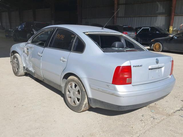 WVWMD63B0XE356399 - 1999 VOLKSWAGEN PASSAT GLS SILVER photo 3