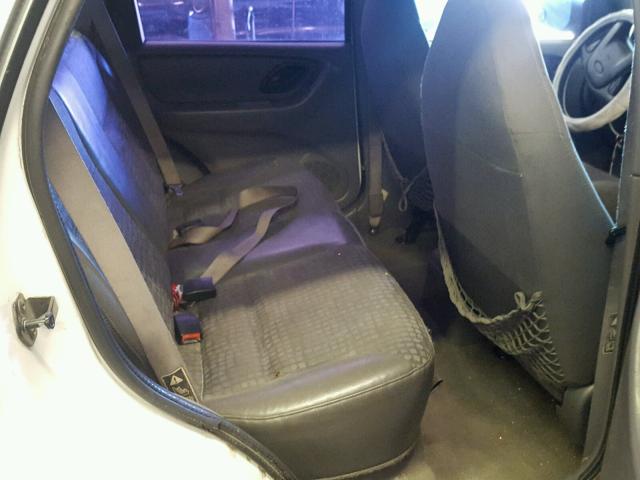 1FMYU01112KA36717 - 2002 FORD ESCAPE XLS WHITE photo 6