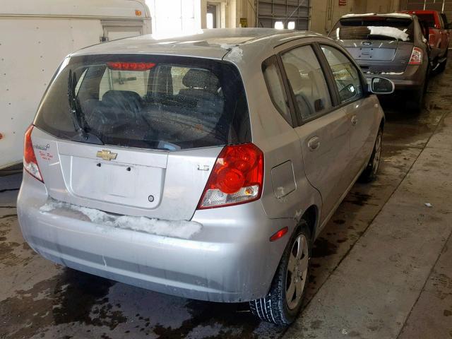 KL1TD66658B074313 - 2008 CHEVROLET AVEO BASE ვერცხლისფერი ფოტო 4