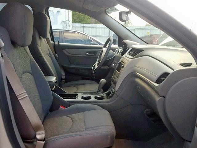 1GNKRFKD8FJ141023 - 2015 CHEVROLET TRAVERSE L SILVER photo 7